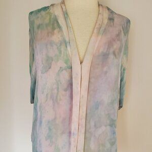 Painted Vince Silk button front cap sleeve blouse Shirt V-neck blue white green